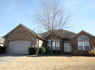 6104 W Southgate Cir, Rogers, AR 72758