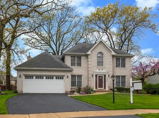 2450 Meadowlark Dr, West Chicago, IL