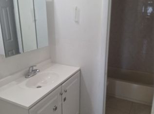 100-6680 W 2nd Ct #21/2, Hialeah, FL 33012
