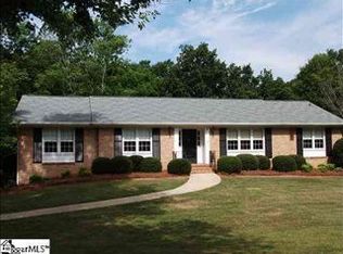 9 Pilgrims Point Rd, Greenville, SC 29615