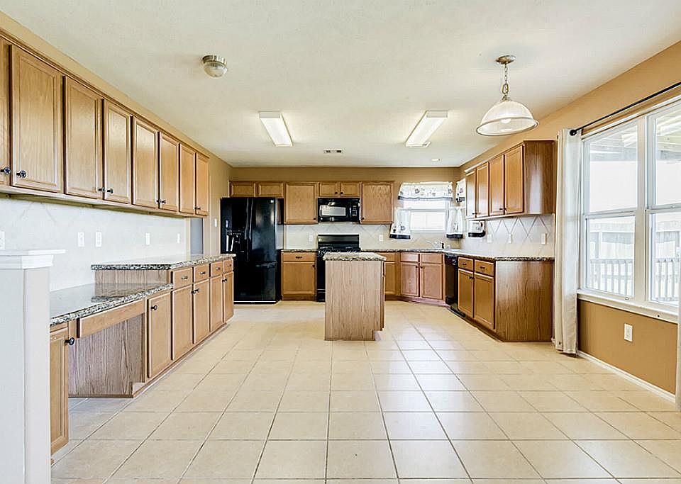 2nd image of 2638 Seahorse Bend Dr