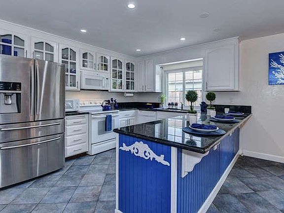 5th image of 7348 Pittsfield Way