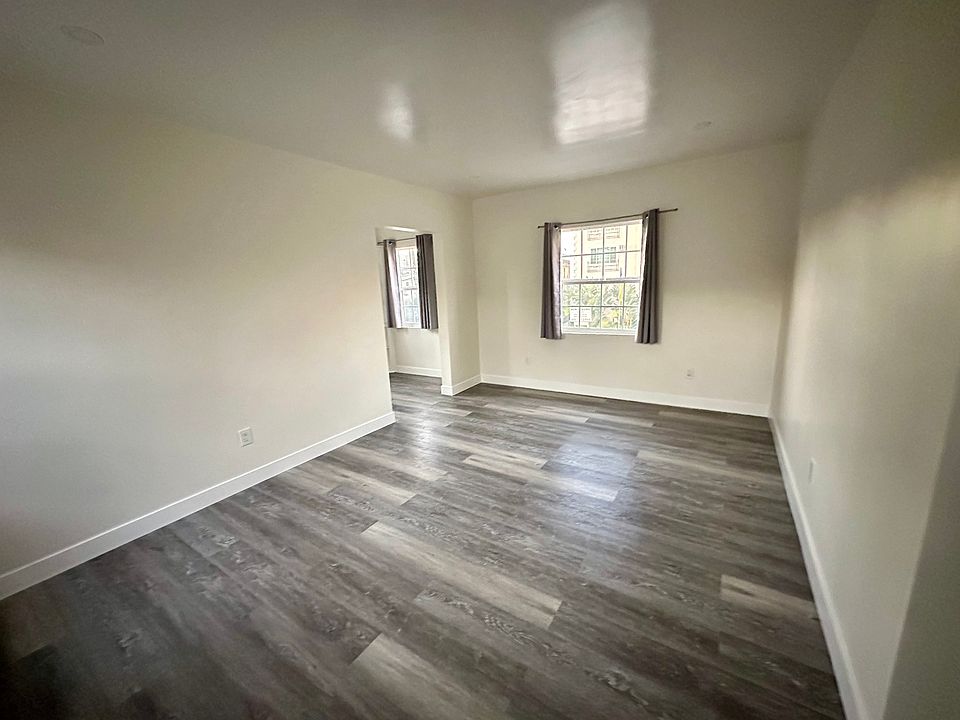 1st image of 3922 W 7th St #3922