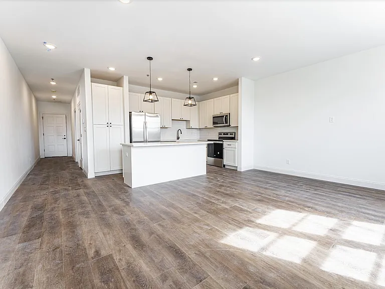 6611 Clayton Rd #1 — Photo 3