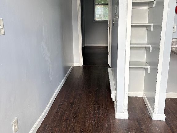 3rd image of 384 Washington St #3R