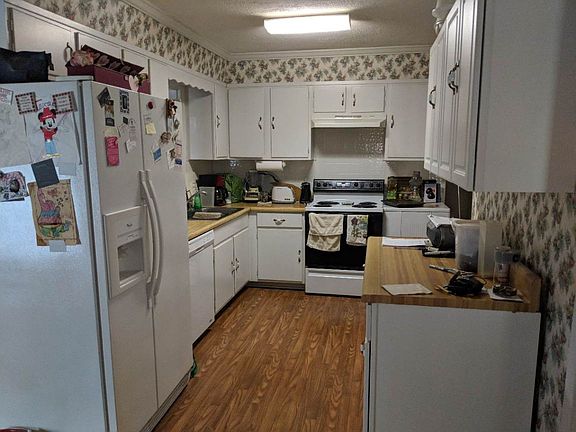 5th image of 425 Lakeview Dr