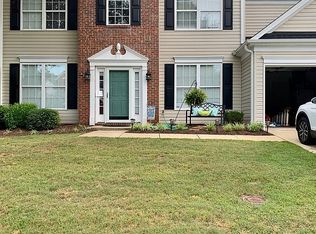 7 Wolf Den Dr, Greer, SC 29650