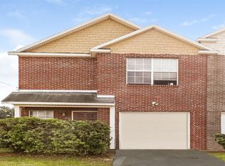 3564 Atherton St, Jacksonville, FL 32207