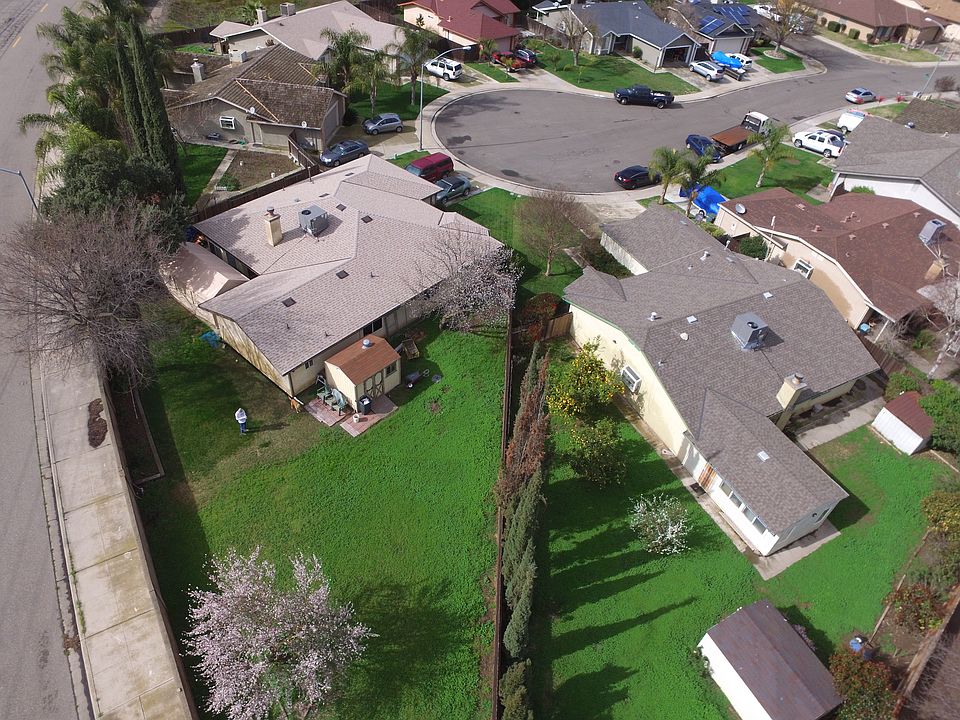 2nd image of 5000 Tamara Way