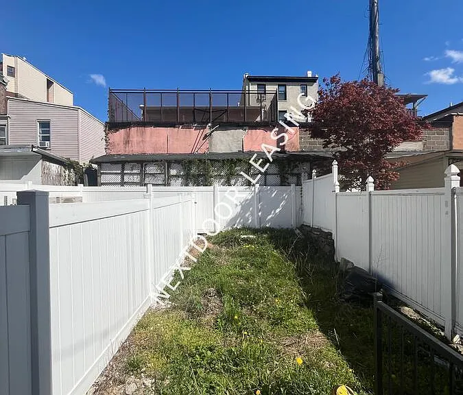 172 New York Ave #1 — Photo 8