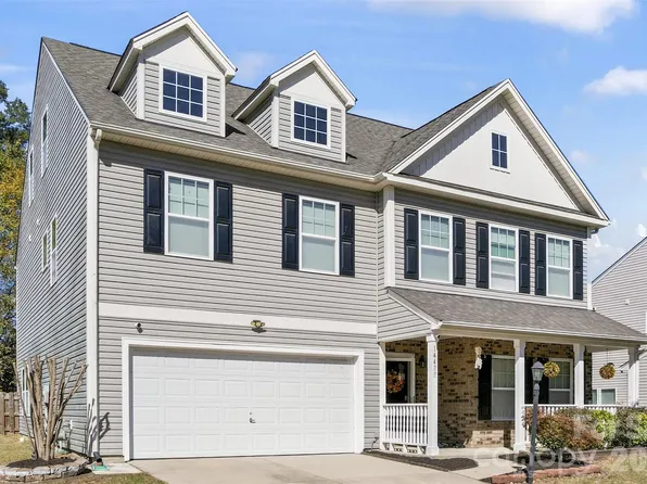 14422 Lake Crossing Dr, Charlotte, NC 28278