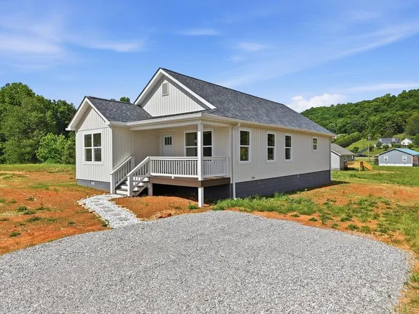 892 Old Cookeville Rd, Sparta, TN 38583
