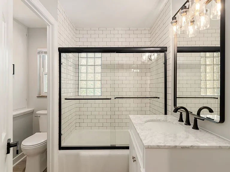 2591 Charing Rd #D — Photo 23