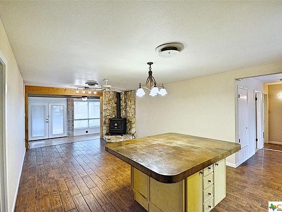 4th image of 1322 Fieldcrest