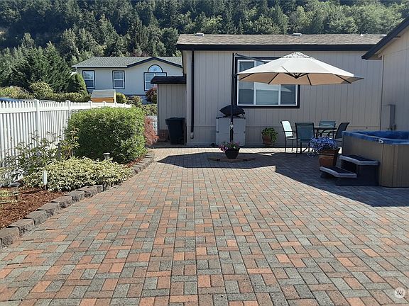 3rd image of 5400 Meeker Drive #85
