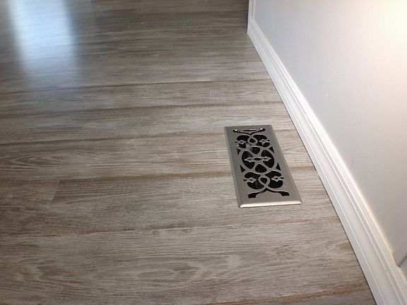 2nd image of 4820 Lakeland Harbor Cir