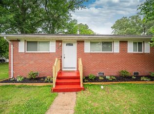 1 Luger Ct, Portsmouth, VA 23701