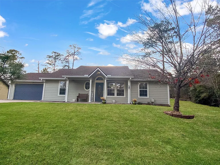254 E Sunset Dr — Photo 3