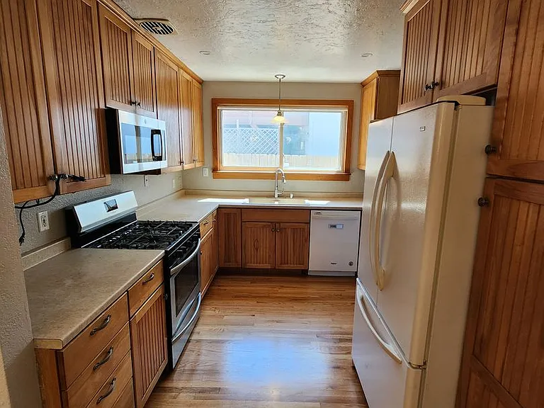 3772 Crete St — Photo 4