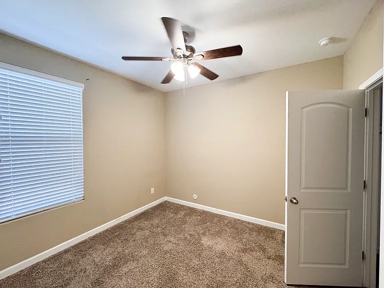 4121 W Crescent Rd — Photo 9