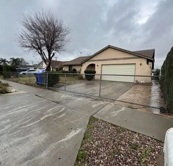 17424 Seville Ct — Photo 1
