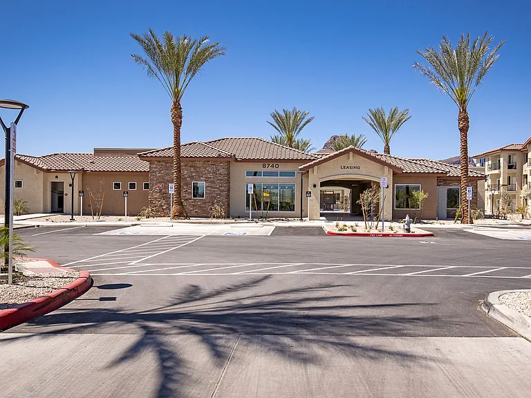 The Safford — Photo 26