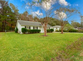 405 Hastie Dr, Goose Creek, SC 29445