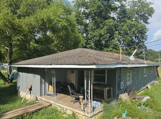 1105 Vann Dr, Cedartown, GA 30125