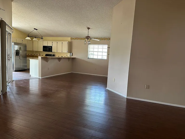 5818 Bambi Dr — Photo 2