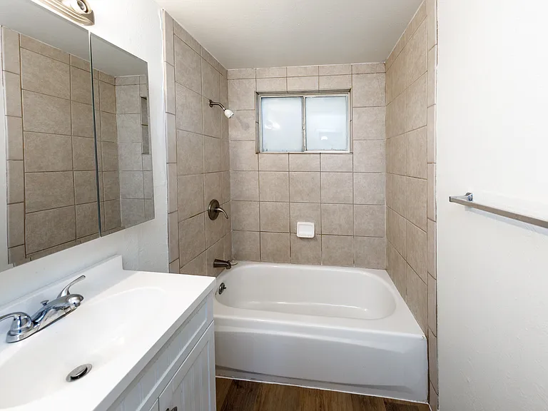 1176 Magnolia St #1176 — Photo 23