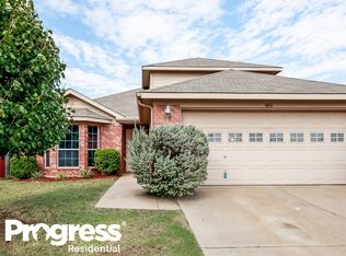 3416 Saint Vincent Rd, Fort Worth, TX 76123