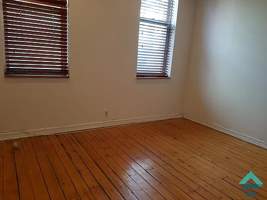 Rented by EXR | media 49