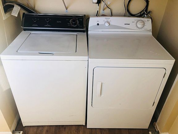 2nd image of 596 Bloomfield Ave Unit B