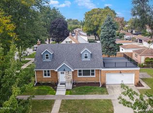 725 Hull Ave, Westchester, IL 60154
