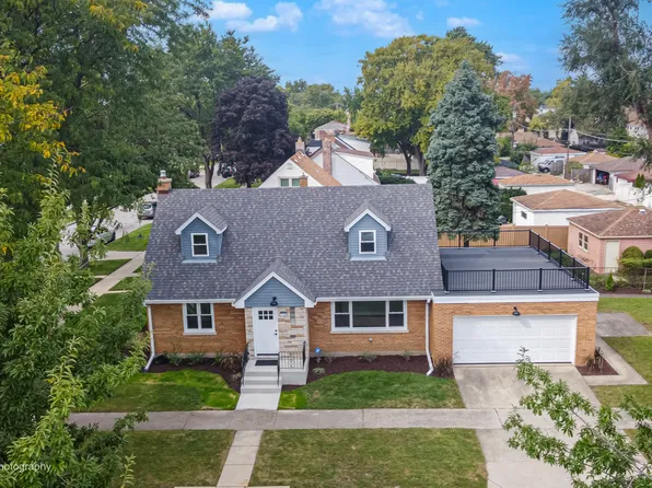 725 Hull Ave, Westchester, IL 60154