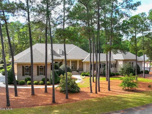 68 Abbottsford Drive, Pinehurst, NC 28374
