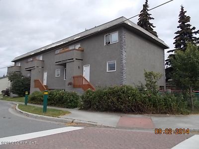 927 Juneau St APT 4, Anchorage, AK, 99501