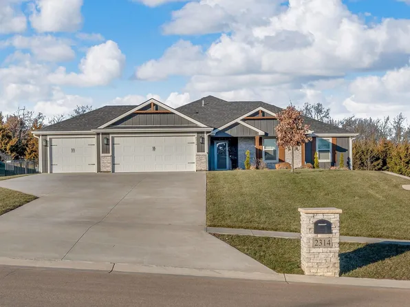 2314 NW 49th Ter, Topeka, KS 66618