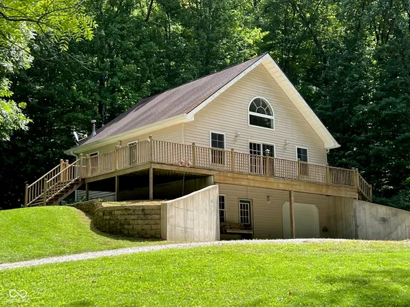 9071 E Ferndale Rd, Rockville, IN 47872