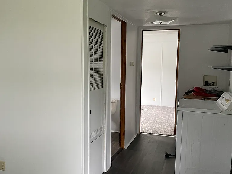 847 W Newton Rd #8 — Photo 8