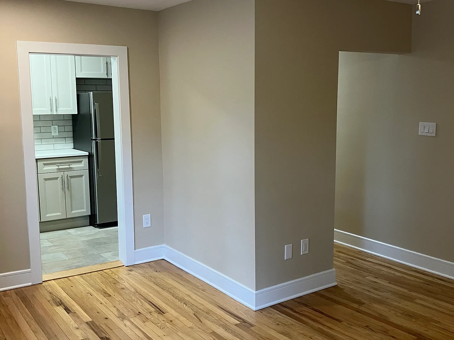 1100 Collings Ave — Photo 3