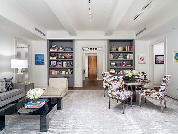 2nd image of 140 W 12th St #301