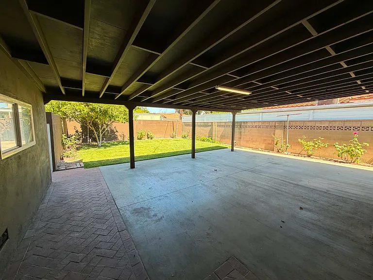 722 S Citron St — Photo 15
