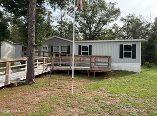 214 Bass Haven Dr, Defuniak Springs, FL 32433