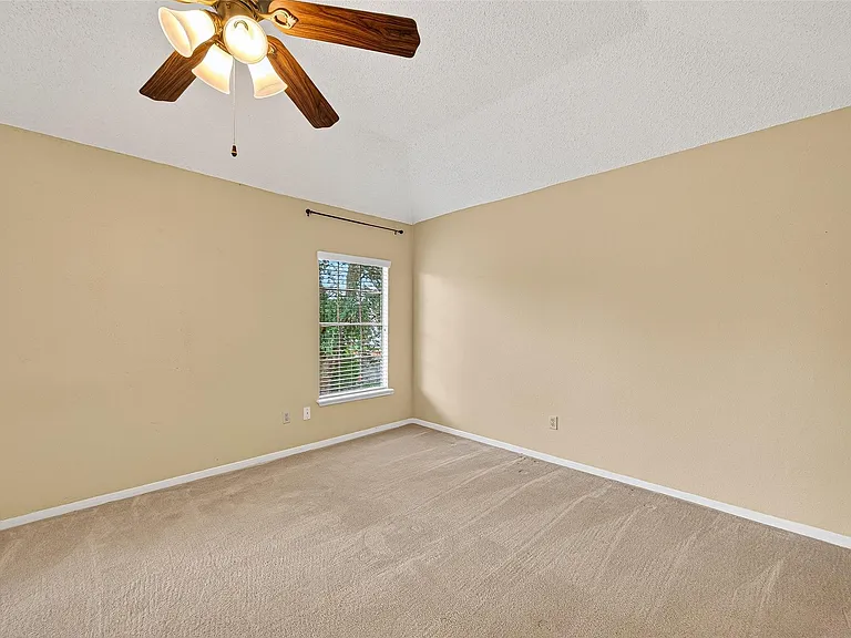 4514 Treasure Trl — Photo 32