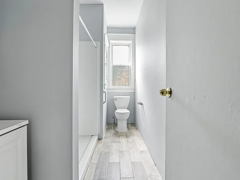 3223 Pennsylvania Ave — Photo 1