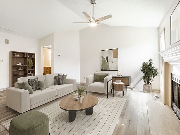 5th image of 1667 Park Castle Way