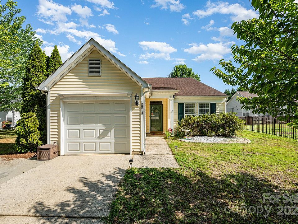 1st image of 10519 Glory Meadow Ct