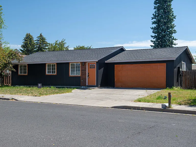 2328 SW Glacier Ave — Photo 22
