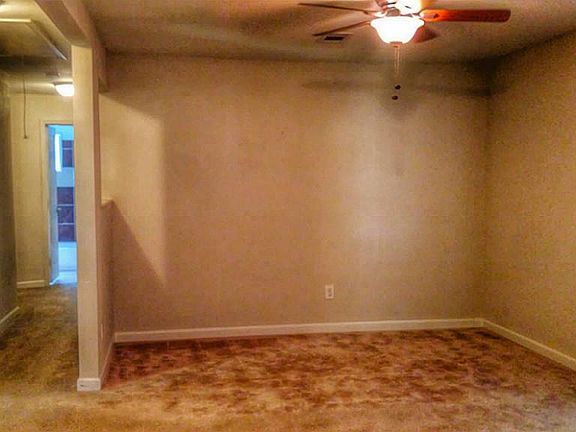 5th image of 2209 Hillshire Dr